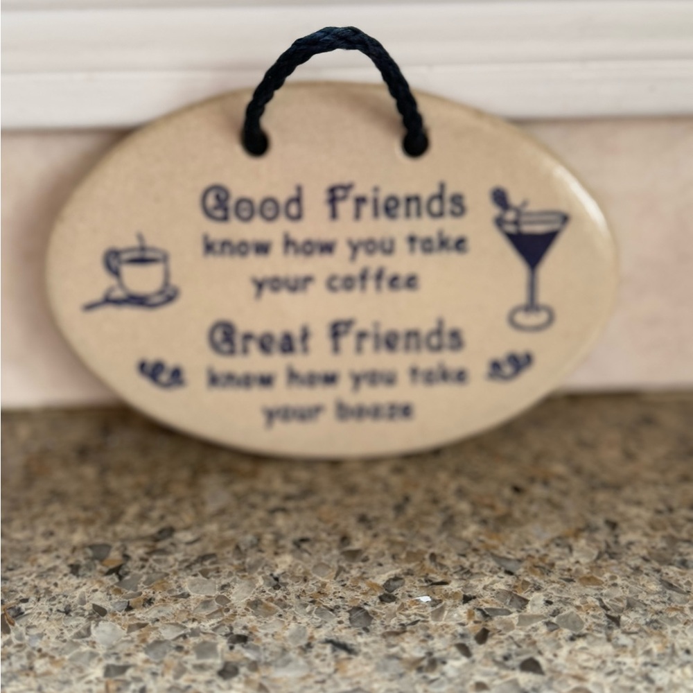 NWT Cream and Black Decorative Accent Plaque